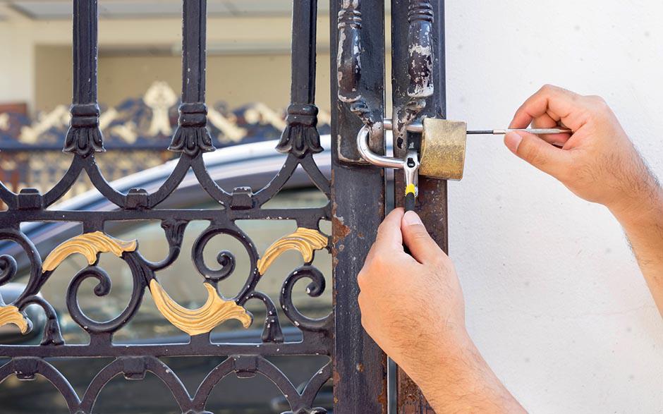 personnalisé serrurier prix changement serrure Évry